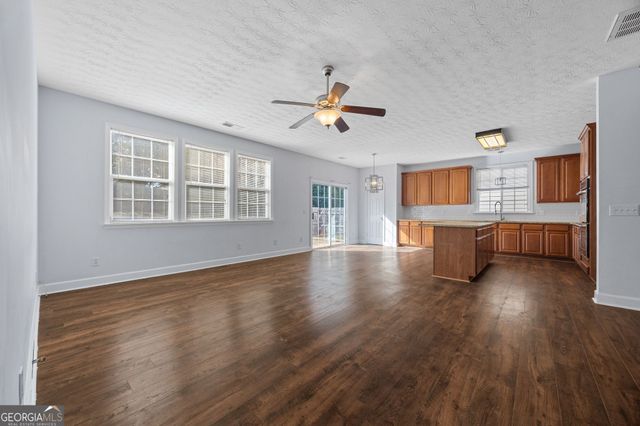 35 Timber Lane, Newnan, GA 30265