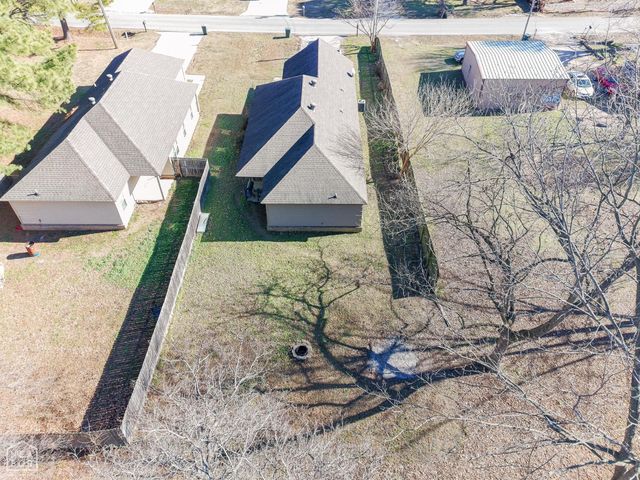 103 Hayes Street A, Brookland, AR 72417