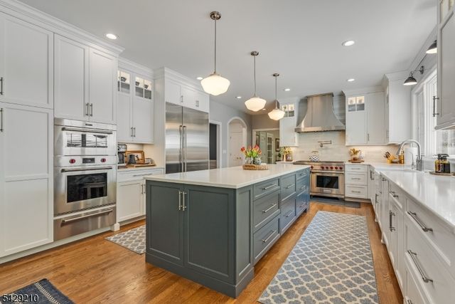 14 Brookrace Dr, Mendham Twp., NJ 07945