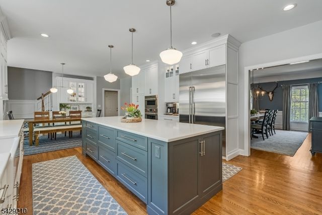 14 Brookrace Dr, Mendham Twp., NJ 07945