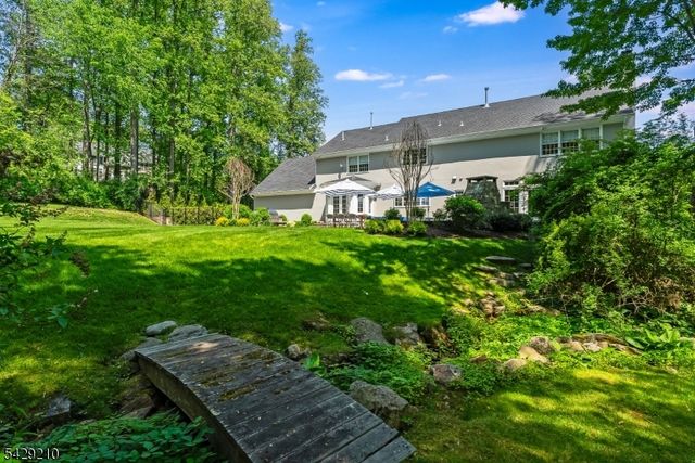 14 Brookrace Dr, Mendham Twp., NJ 07945