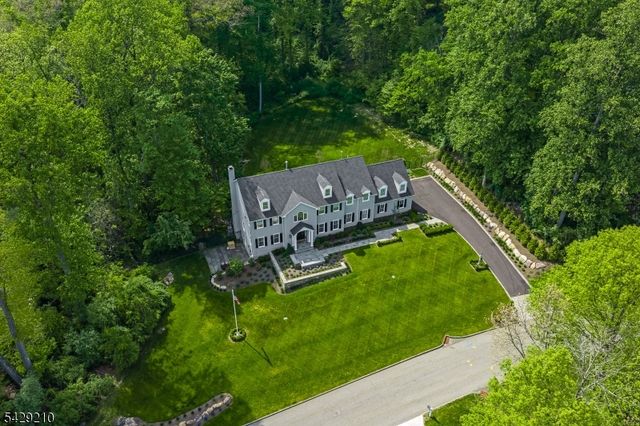 14 Brookrace Dr, Mendham Twp., NJ 07945