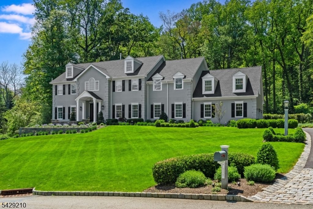 14 Brookrace Dr, Mendham Twp., NJ 07945
