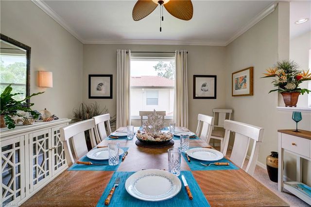 509 Robin Hood CIR 202, Naples, FL 34104