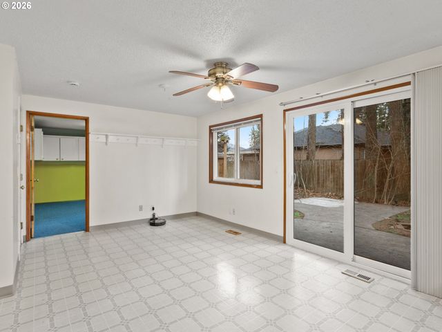 1288 Se 40TH Ave, Hillsboro, OR 97123