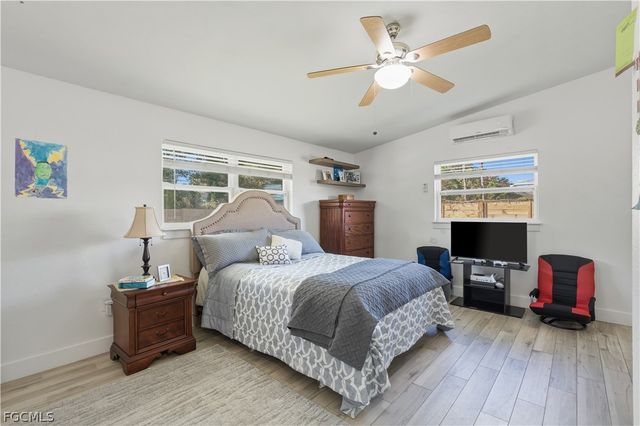 8635 Exeter ST, Fort Myers, FL 33907