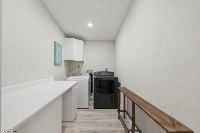 8635 Exeter ST, Fort Myers, FL 33907