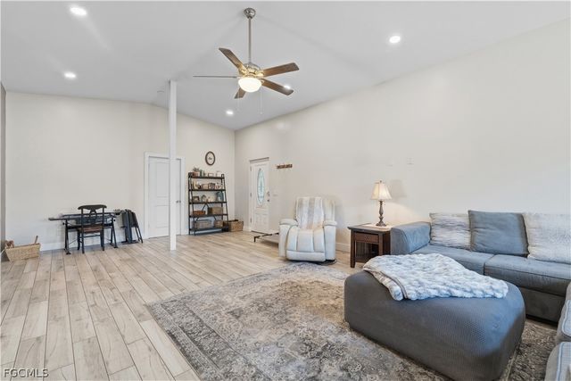 8635 Exeter ST, Fort Myers, FL 33907