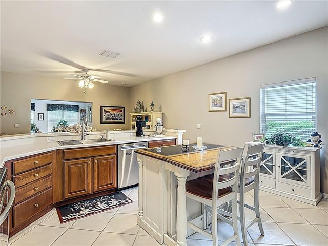 352 HAMRICK DRIVE, Kissimmee, FL 34759