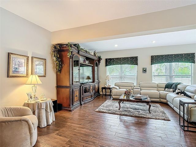 352 HAMRICK DRIVE, Kissimmee, FL 34759