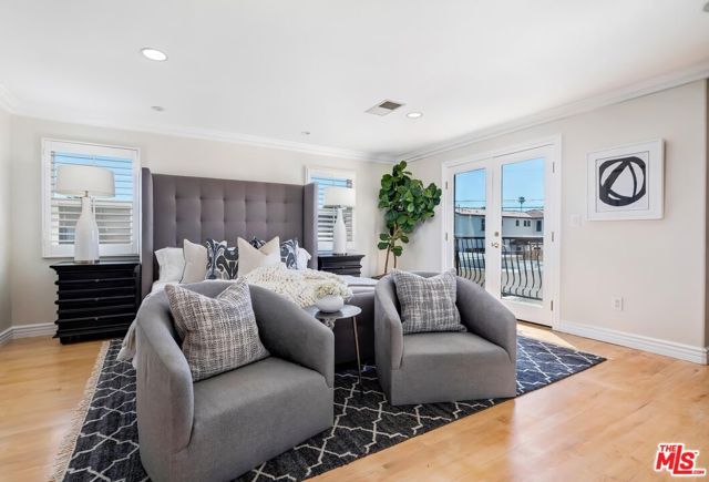 1471 S Crest Drive, Los Angeles, CA 90035