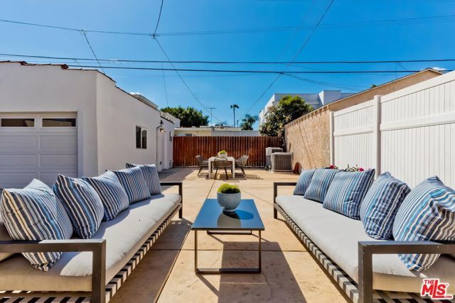 1471 S Crest Drive, Los Angeles, CA 90035