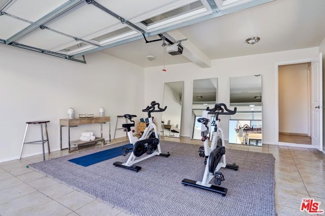 1471 S Crest Drive, Los Angeles, CA 90035