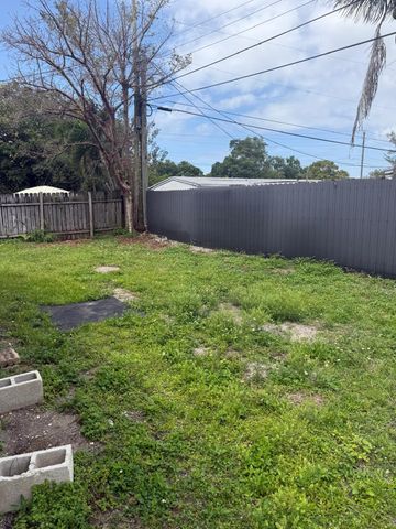 5521 SW 34th Street 2, Pembroke Park, FL 33023