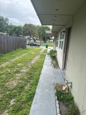 5521 SW 34th Street 2, Pembroke Park, FL 33023