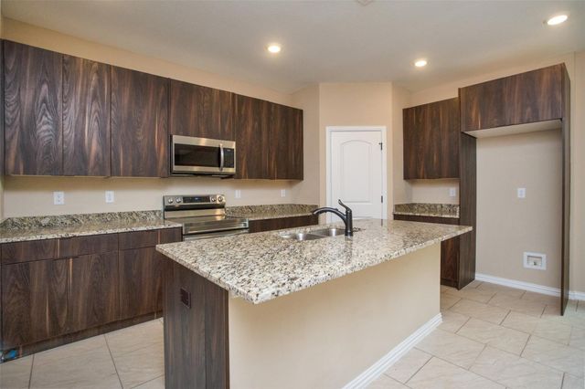 134 Canales Circle, Greenville, TX 75401
