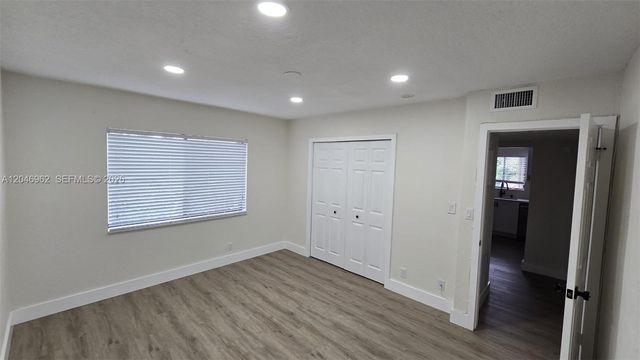 391 Ivy Lane 1, Weston, FL 33326