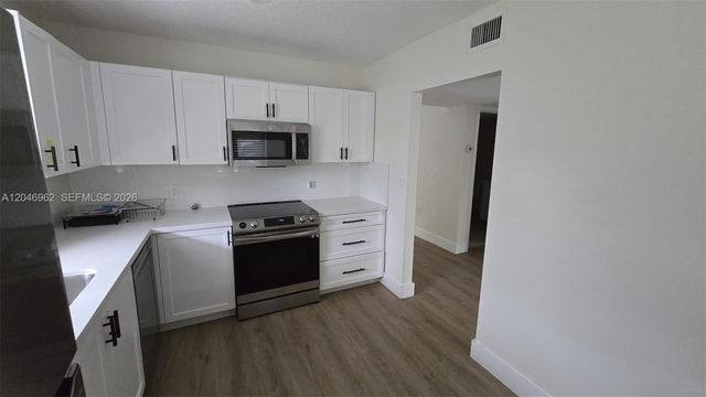 391 Ivy Lane 1, Weston, FL 33326