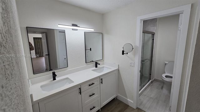 391 Ivy Lane 1, Weston, FL 33326
