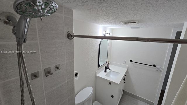 391 Ivy Lane 1, Weston, FL 33326