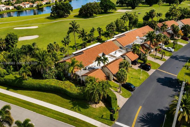 391 Ivy Lane 1, Weston, FL 33326