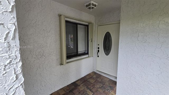 391 Ivy Lane 1, Weston, FL 33326