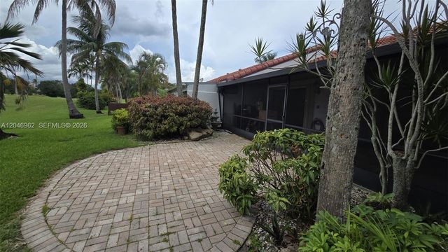 391 Ivy Lane 1, Weston, FL 33326