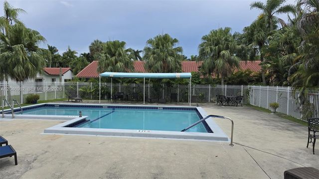 391 Ivy Lane 1, Weston, FL 33326