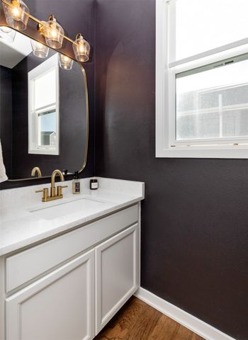 503 SE Alba Place, West Des Moines, IA 50265