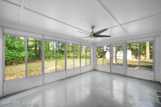 4906 Pine Ridge Road, Toledo, OH 43615