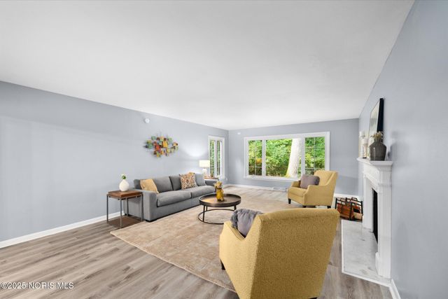 4906 Pine Ridge Road, Toledo, OH 43615