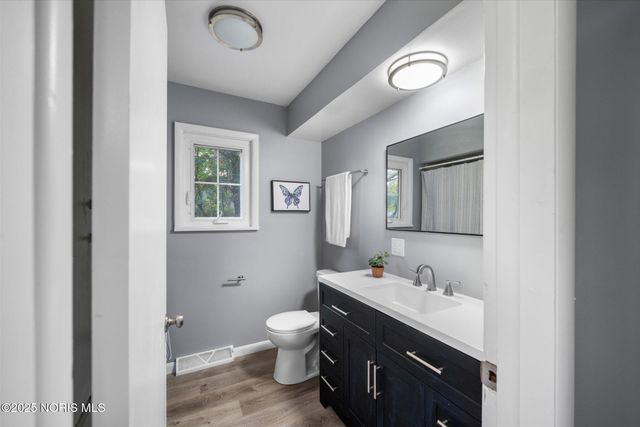 4906 Pine Ridge Road, Toledo, OH 43615