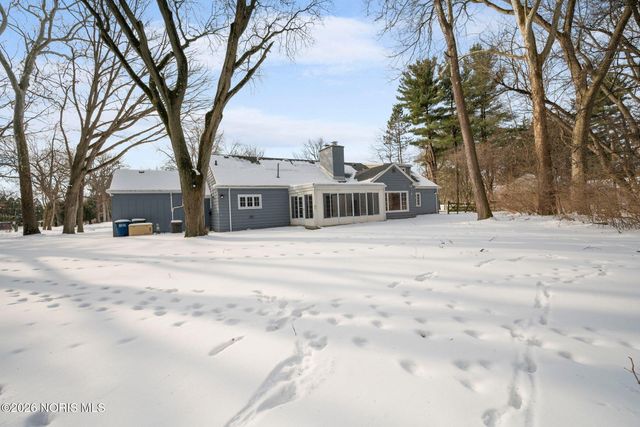 4906 Pine Ridge Road, Toledo, OH 43615