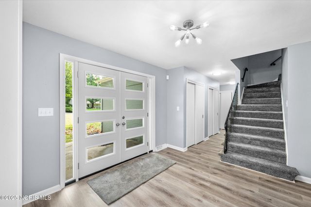 4906 Pine Ridge Road, Toledo, OH 43615