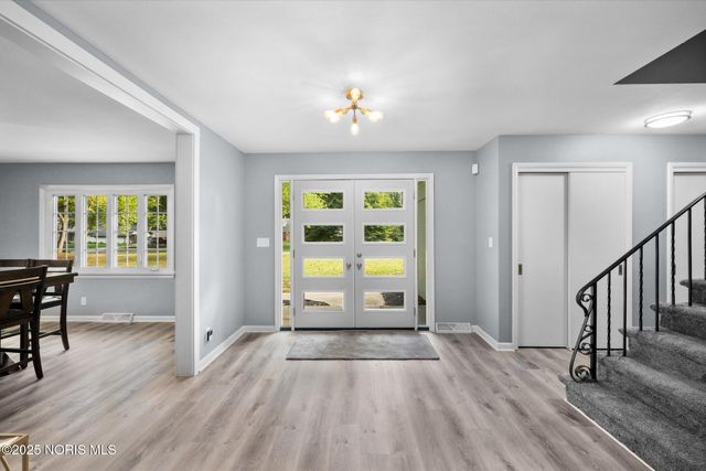 4906 Pine Ridge Road, Toledo, OH 43615