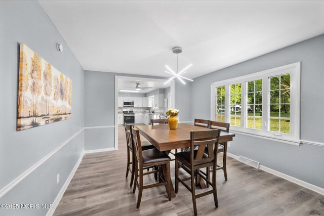 4906 Pine Ridge Road, Toledo, OH 43615