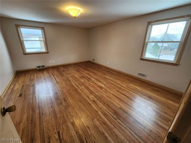 2413 Elmdale Road, University Heights, OH 44118