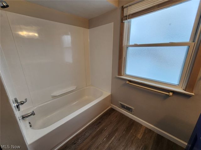 2413 Elmdale Road, University Heights, OH 44118