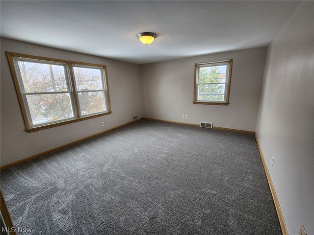 2413 Elmdale Road, University Heights, OH 44118
