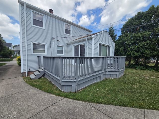 2413 Elmdale Road, University Heights, OH 44118