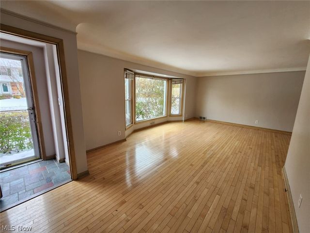 2413 Elmdale Road, University Heights, OH 44118