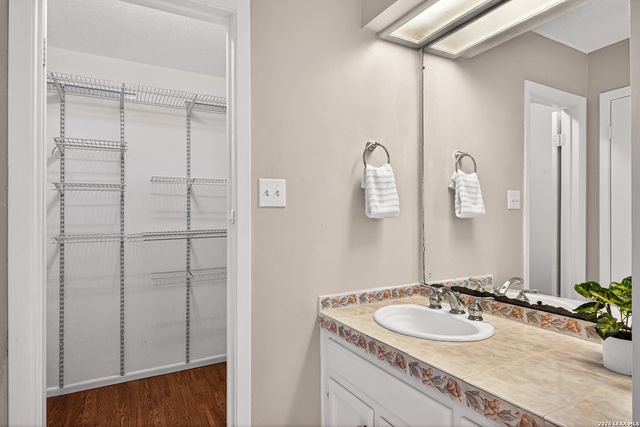 1822 PAISLEY, San Antonio, TX 78231