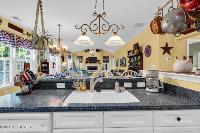 20 Windy Reef Court, Barnegat, NJ 08005