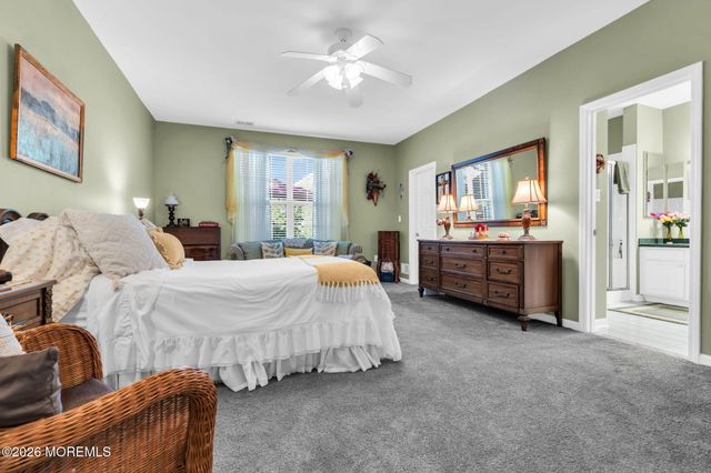 20 Windy Reef Court, Barnegat, NJ 08005