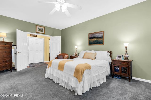 20 Windy Reef Court, Barnegat, NJ 08005
