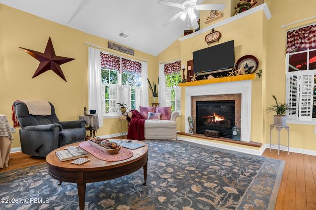 20 Windy Reef Court, Barnegat, NJ 08005