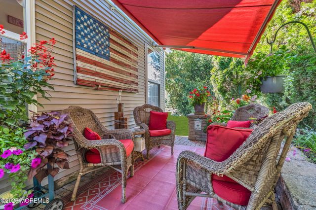 20 Windy Reef Court, Barnegat, NJ 08005