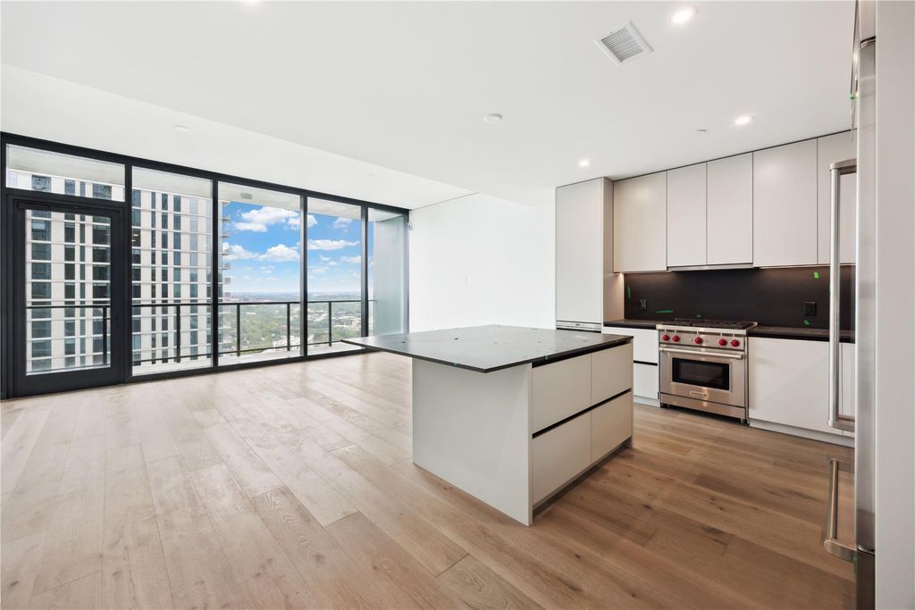 610 Davis ST 3602, Austin, TX 78701