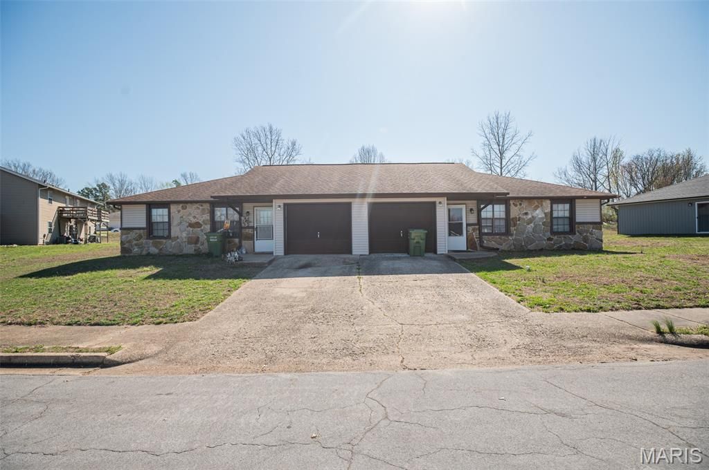 802 Wakefield Drive, Rolla, MO 65401