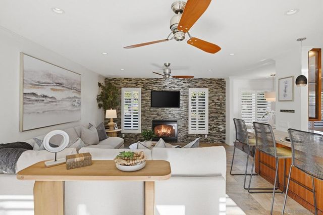 433 Seabright Ln, Solana Beach, CA 92075